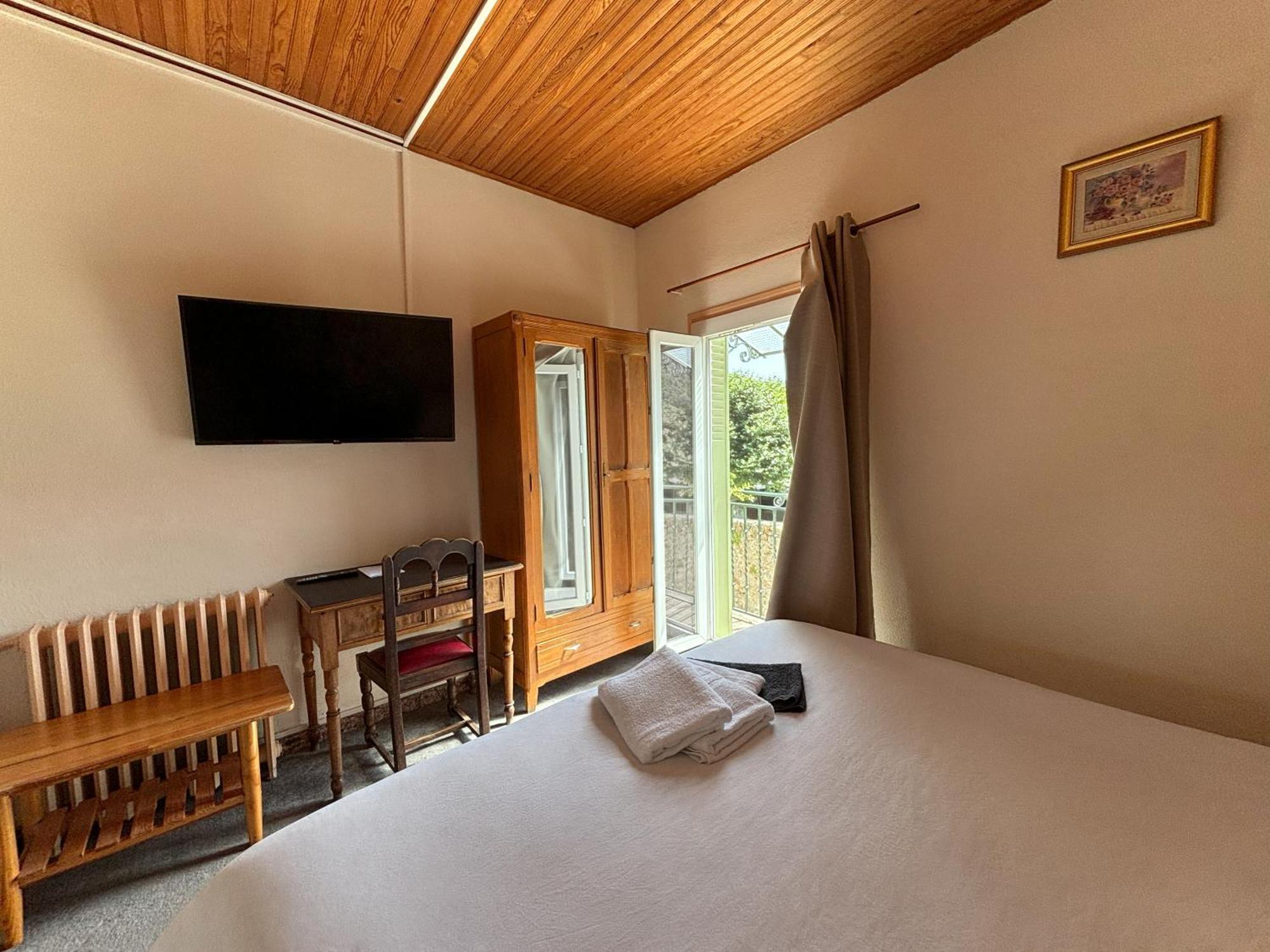 Hotel Restaurant Le Botaniste Prats-de-Mollo-la-Preste Dış mekan fotoğraf