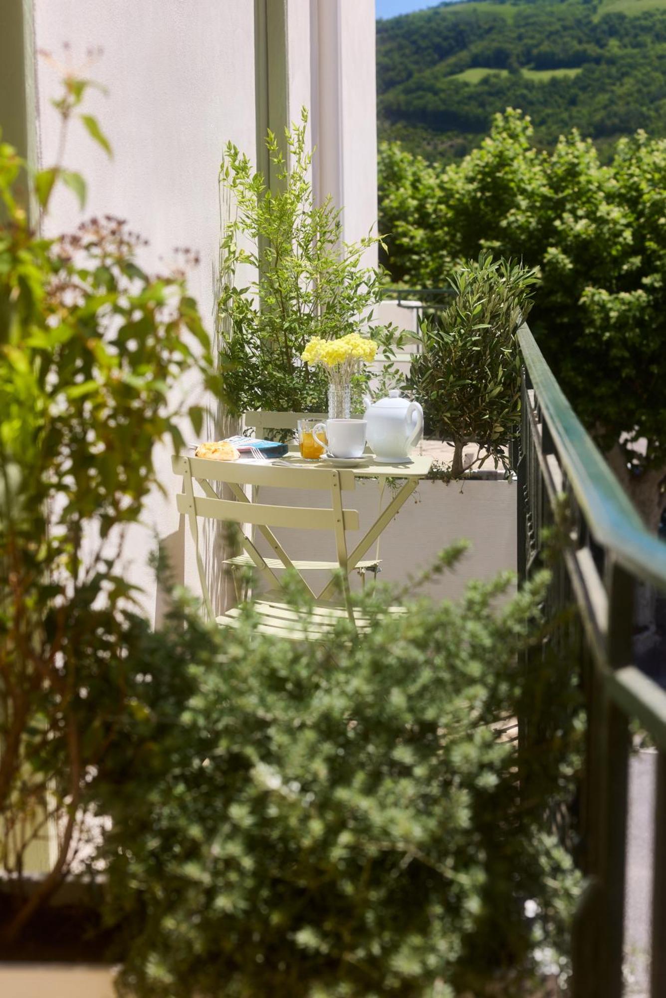 Hotel Restaurant Le Botaniste Prats-de-Mollo-la-Preste Dış mekan fotoğraf