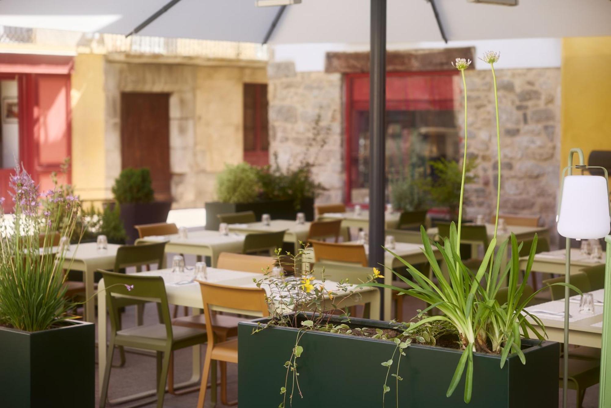 Hotel Restaurant Le Botaniste Prats-de-Mollo-la-Preste Dış mekan fotoğraf