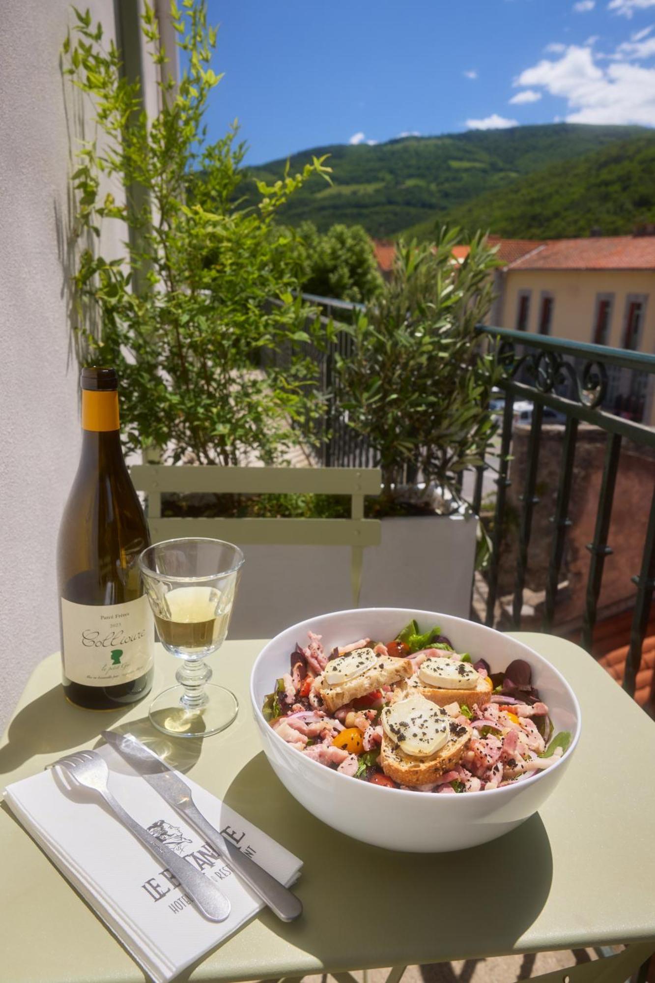 Hotel Restaurant Le Botaniste Prats-de-Mollo-la-Preste Dış mekan fotoğraf